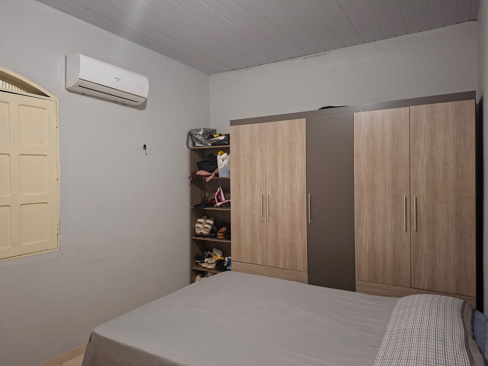 ÓTIMA OPORTUNIDADE - CASA AMPLA COM QUINTAL TODO GRAMADO A VENDA - VILA DE ITUPANEMA - BARCARENA/PA