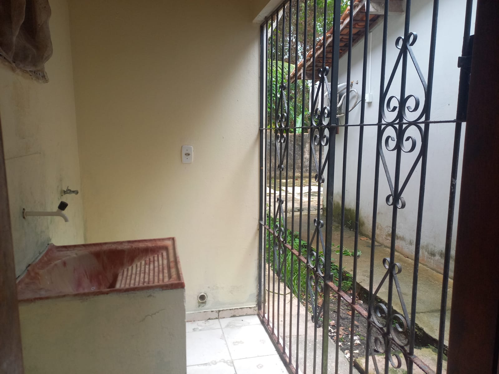 CASA A VENDA - ACEITA FINANCIAMENTO