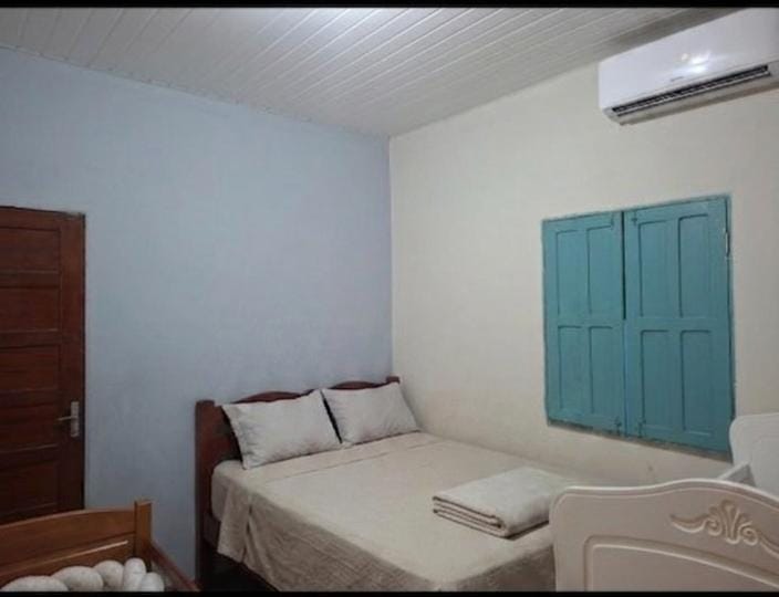 VENDO UM IMÓVEL TIPO SÍTIO, LOCALIZADO NO RAMAL MOJUQUARA, VILA DOS CABANOS, BARCARENA/PA.