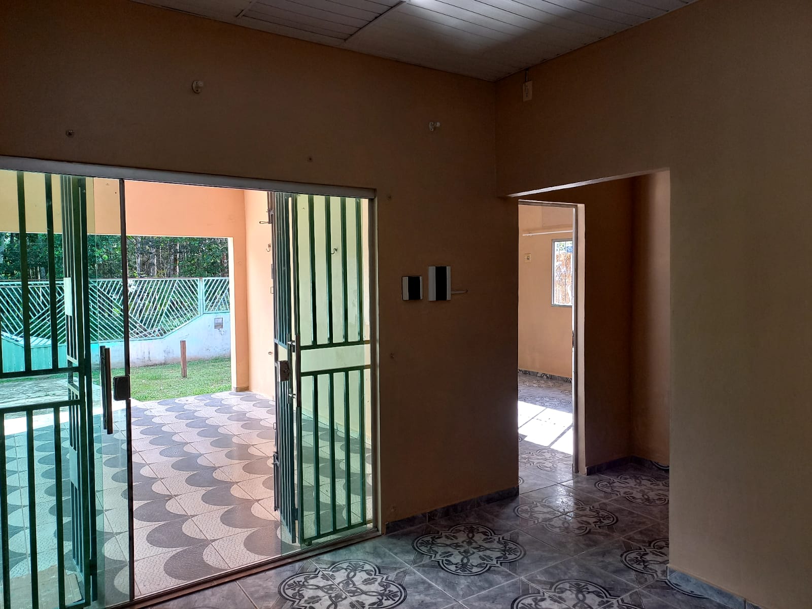 GREGÓRIO IMÓVEL VENDE: ÓTIMA CASA EM BARCARENA-SEDE