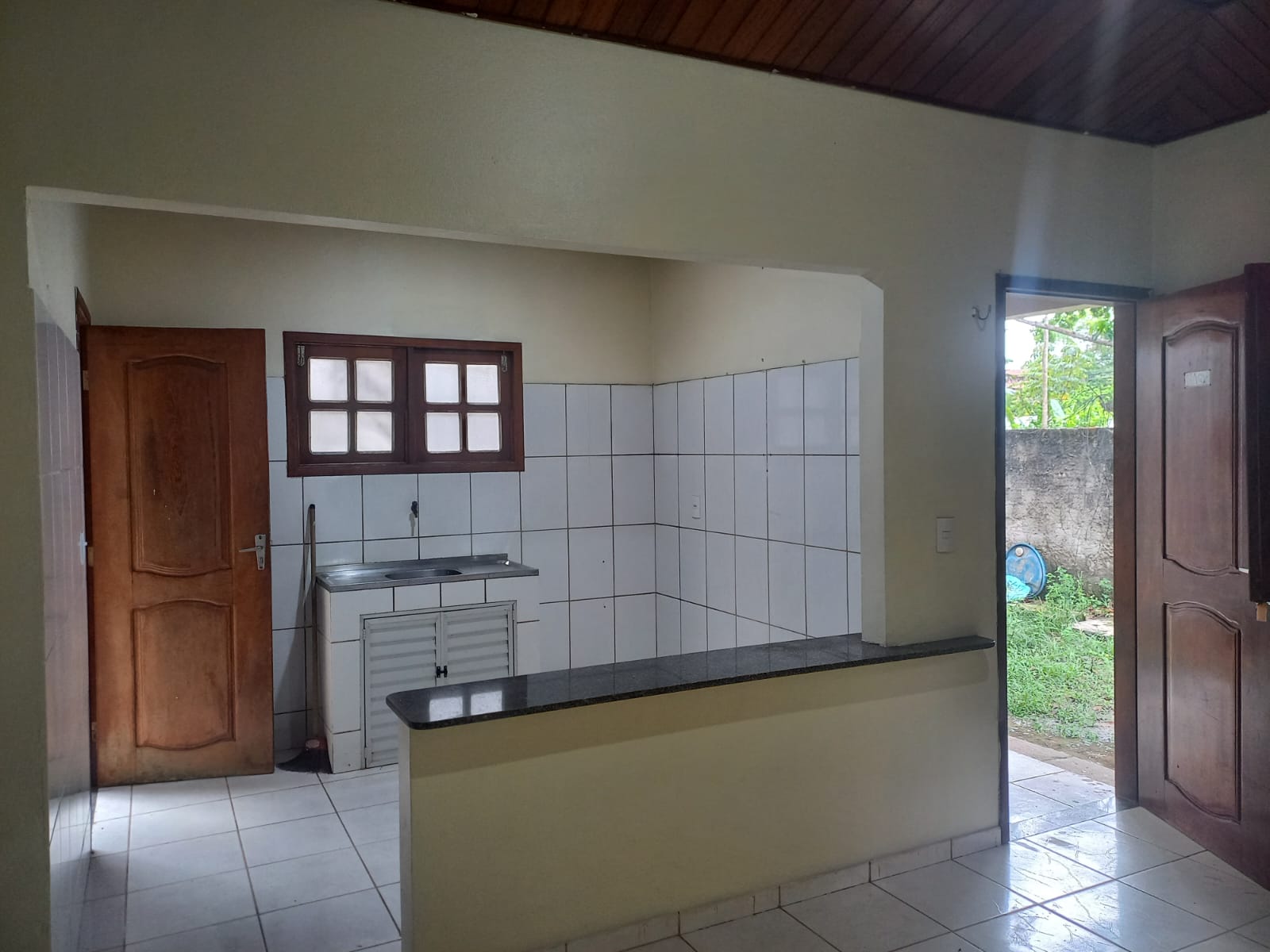 ALUGA-SE UMA CASA - VILA DOS CABANOS - BARCARENA/PA