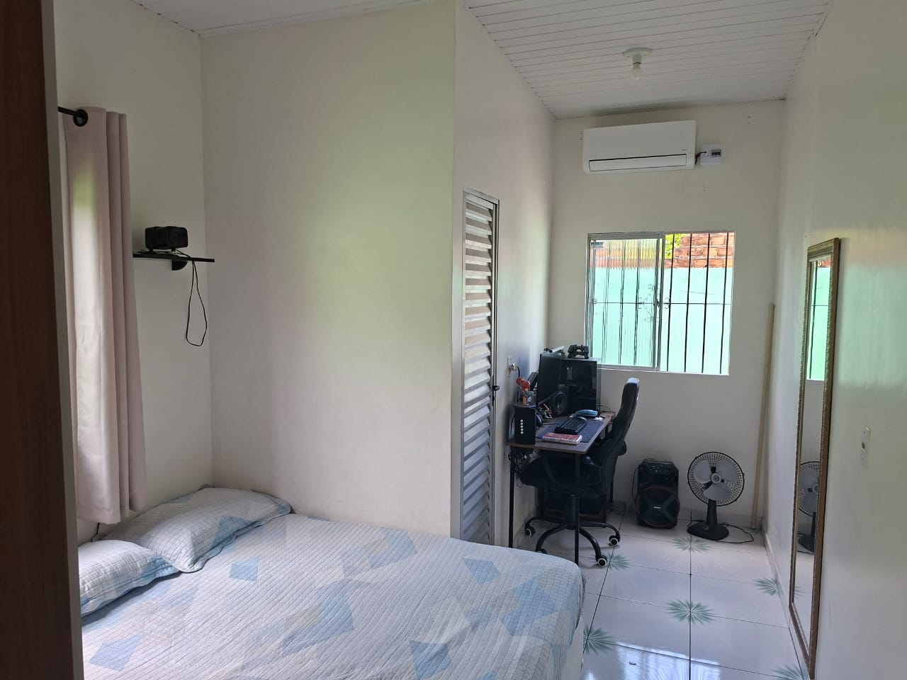 CASA A VENDA PRÓXIMA AO SUPERMERDO LIDER  - VILA DOS CABANOS - BARCARENA/PA - ACEITA FINANCIAMENTO