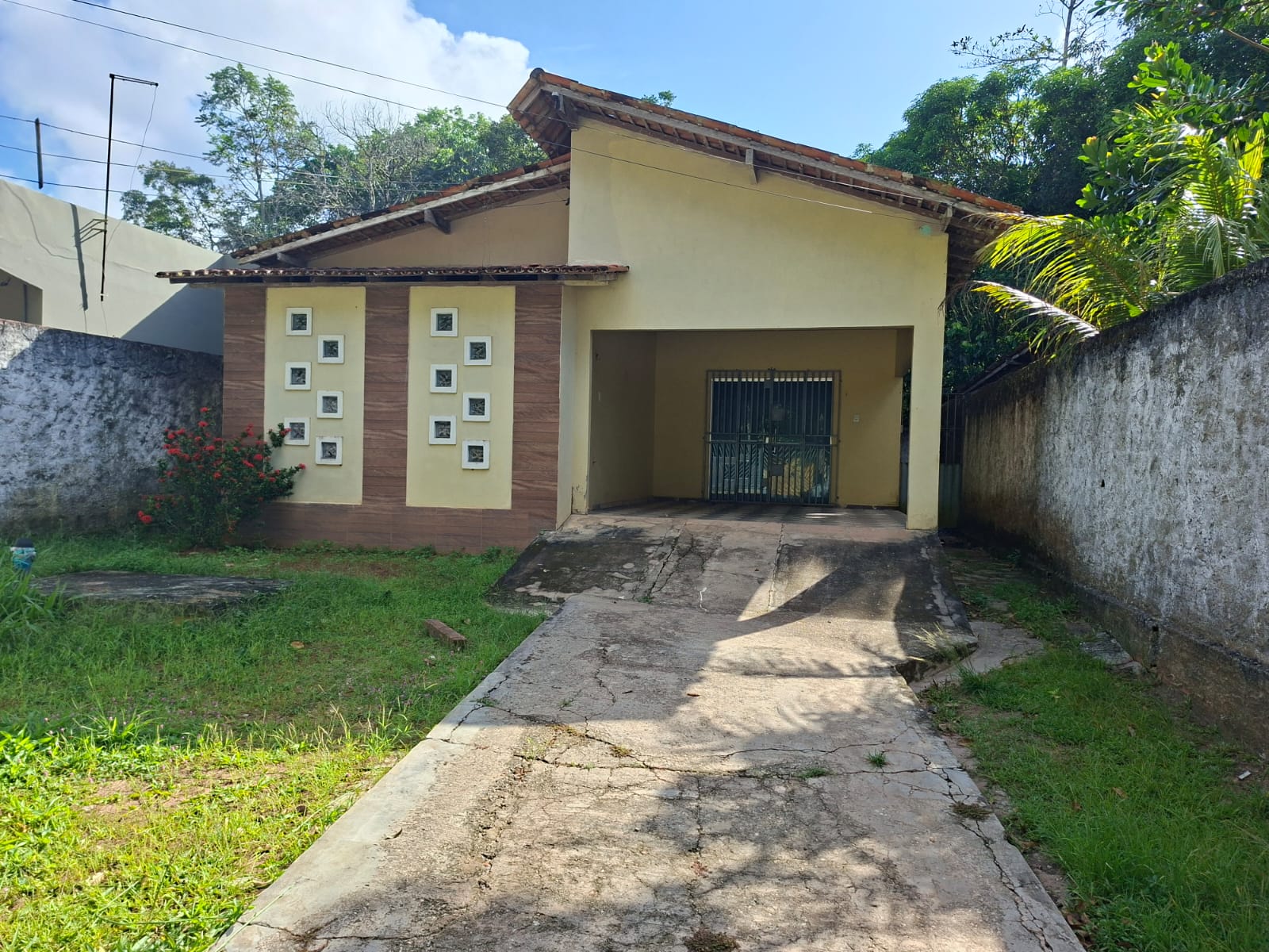 GREGÓRIO IMÓVEL VENDE: ÓTIMA CASA EM BARCARENA-SEDE