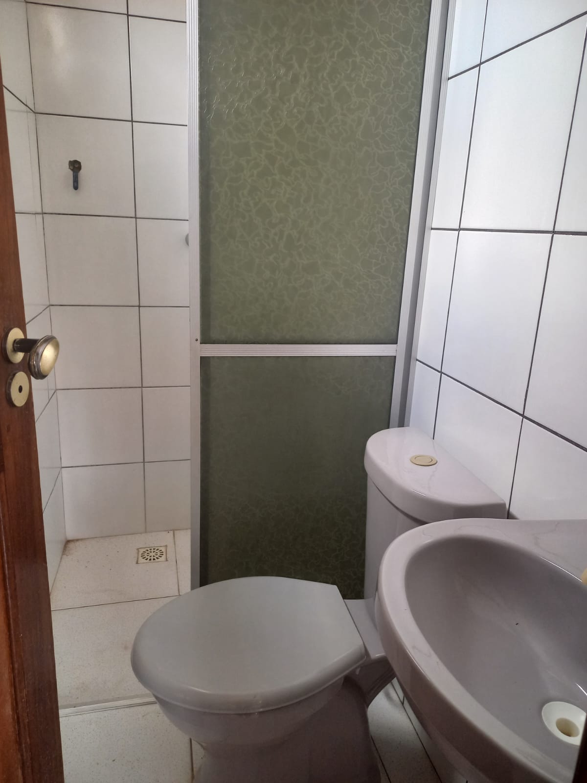 CASA A VENDA COM ÓTIMA LOCALIZAÇÃO- ACEITA FINANCIAMENTO - VILA DOS CABANOS - BARCARENA/PA.