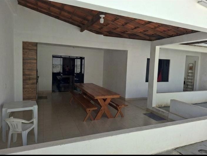 ESTÁ À VENDA UM EXCELENTE IMÓVEL RESIDENCIAL – ACEITA FINANCIAMENTO -LOCALIZADO NO BAIRRO PIONEIRO -VILA DOS CABANOS – BARCARENA/PA.