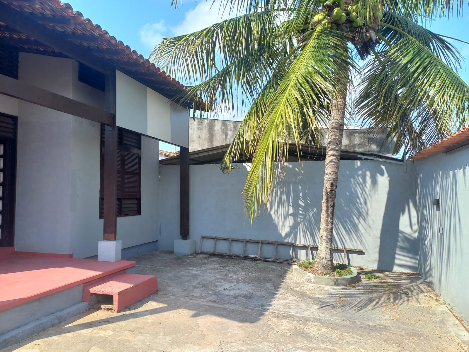 CASA A VENDA COM ÓTIMA LOCALIZAÇÃO- ACEITA FINANCIAMENTO - VILA DOS CABANOS - BARCARENA/PA.